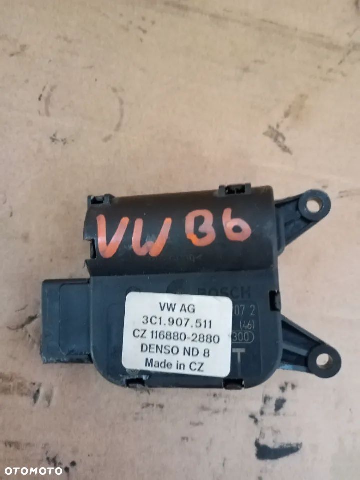 Silniczek klap nagrzewnicy VW Passat B6 0132801386 - 1
