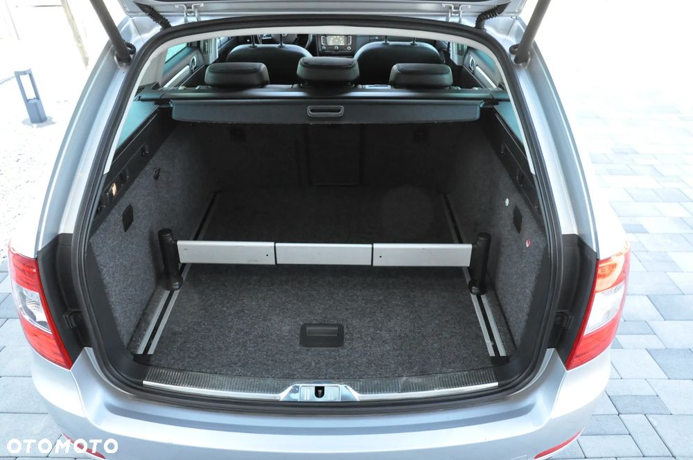 Skoda Superb 1.8 TSI DSG Exclusive - 16
