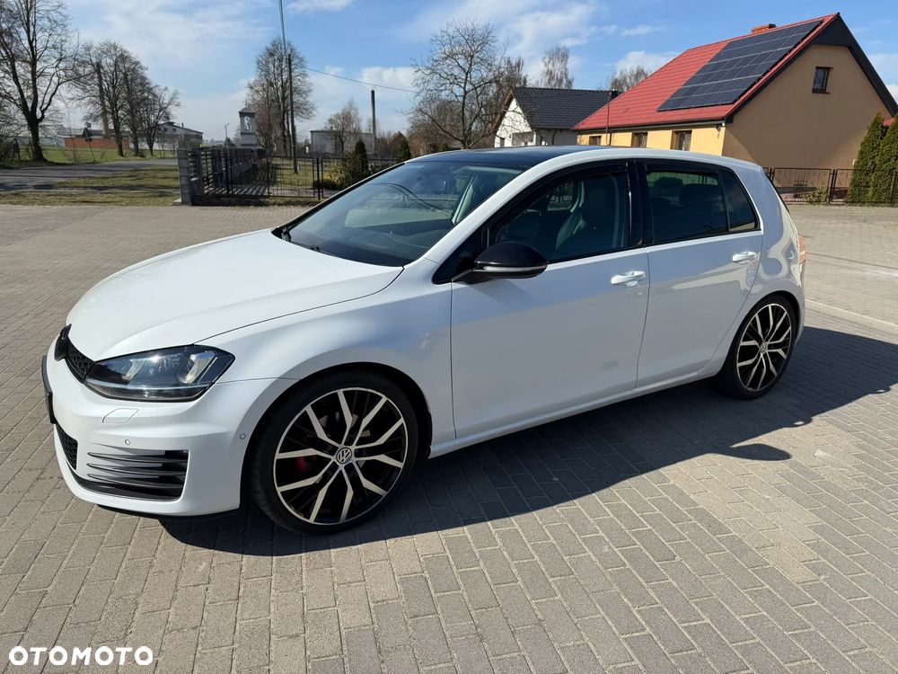 Volkswagen Golf 2.0 TDI DPF DSG GTD - 4