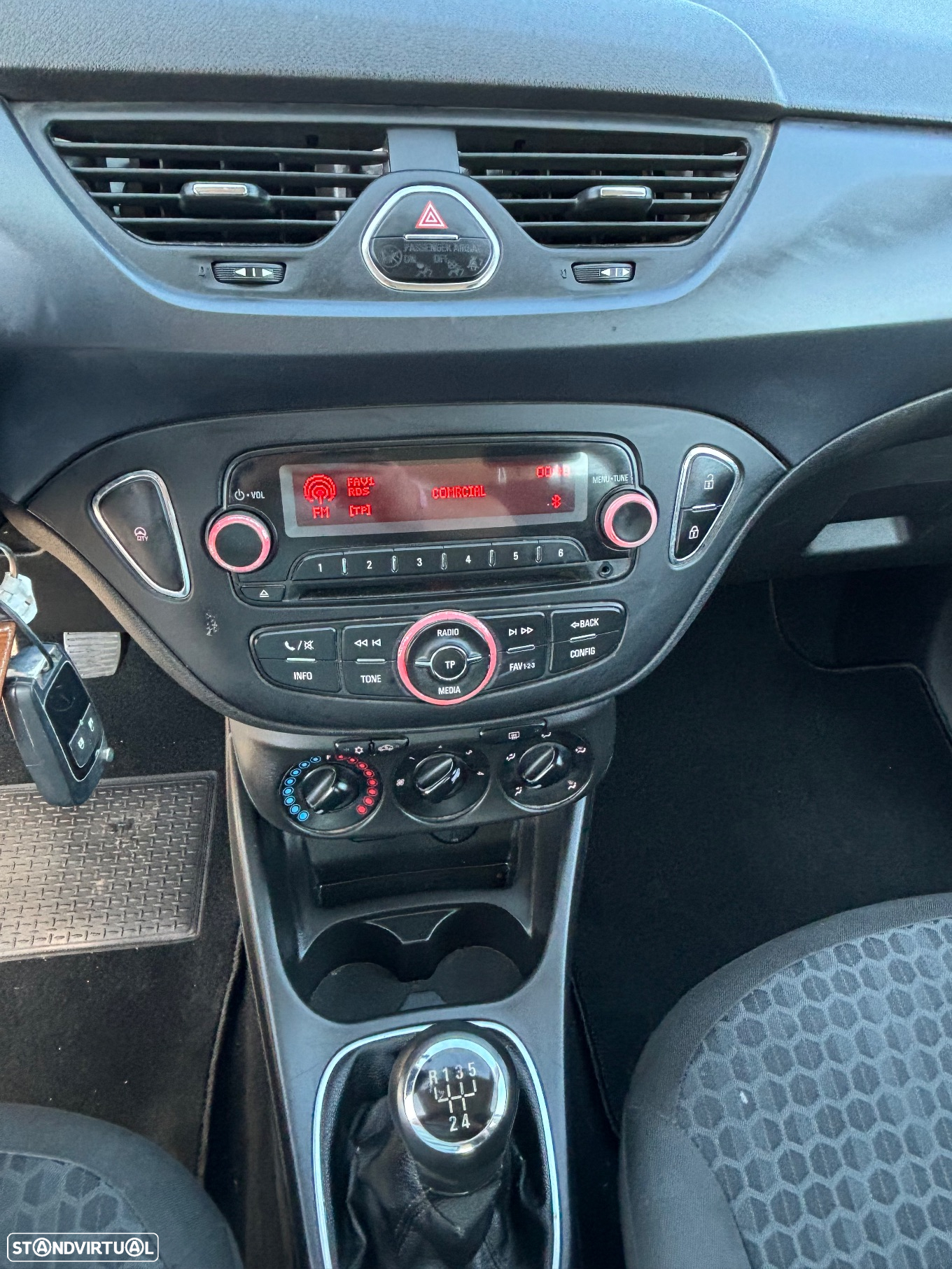 Opel Corsa 1.2 Dynamic - 4