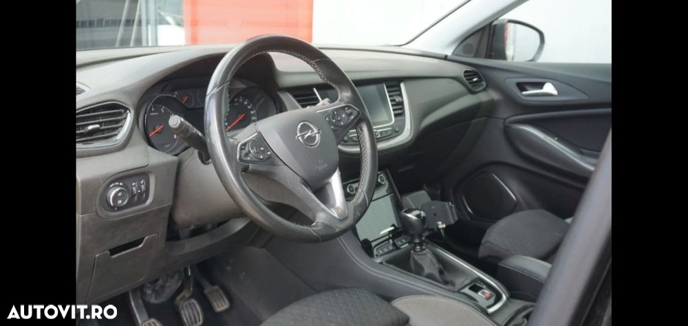 Opel Grandland X 1.2 Start/Stop Business Edition - 10