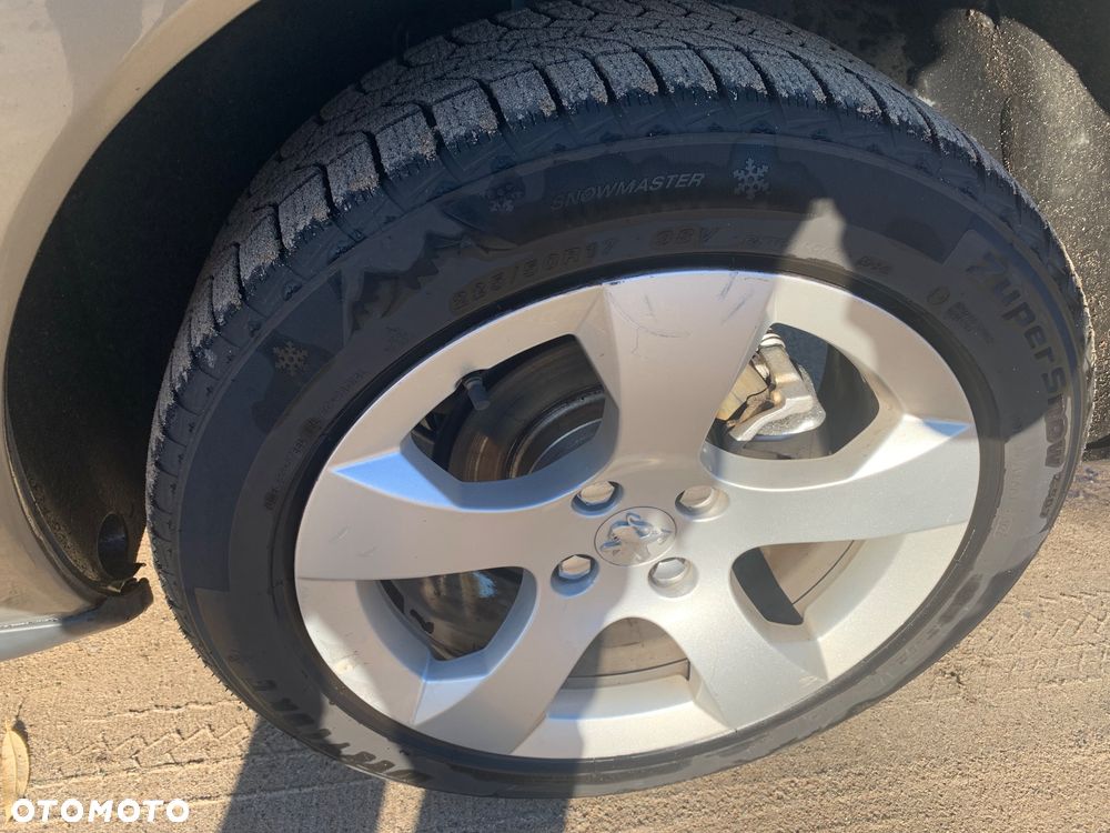 Peugeot 3008 1.6 HDi Premium - 13