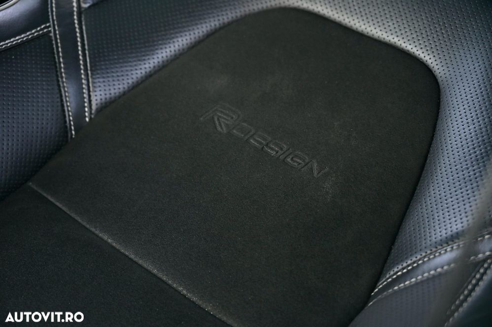 Volvo XC 60 D5 AWD Geartronic RDesign - 30