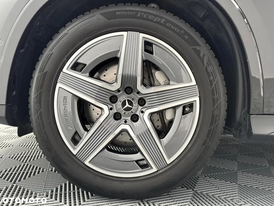 Mercedes-Benz GLC Coupe 200 mHEV 4-Matic AMG Line - 9