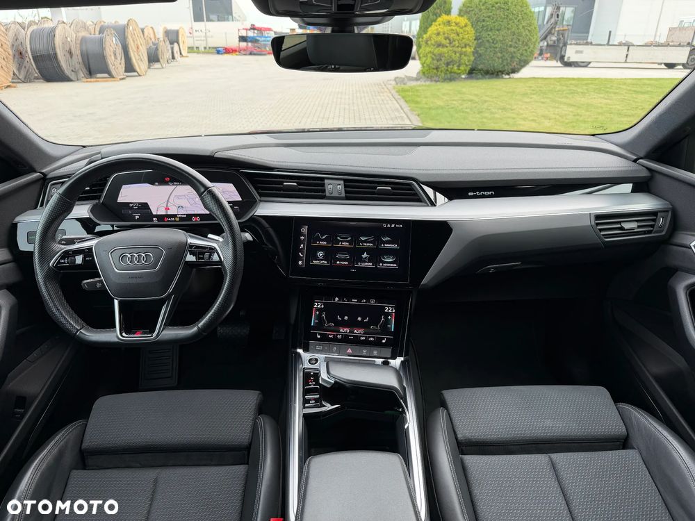 Audi e-tron 55 Quattro S Line - 19