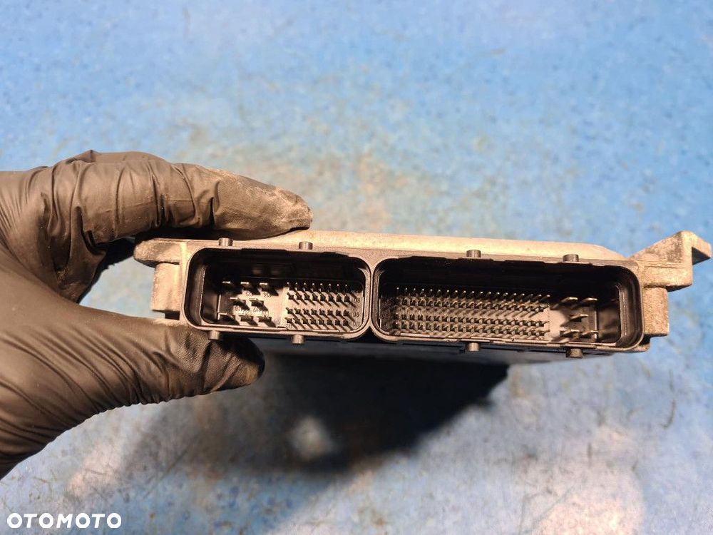 OPEL VECTRA C 3.0 GTS STEROWNIK SILNIKA 8973192746 --- - 6