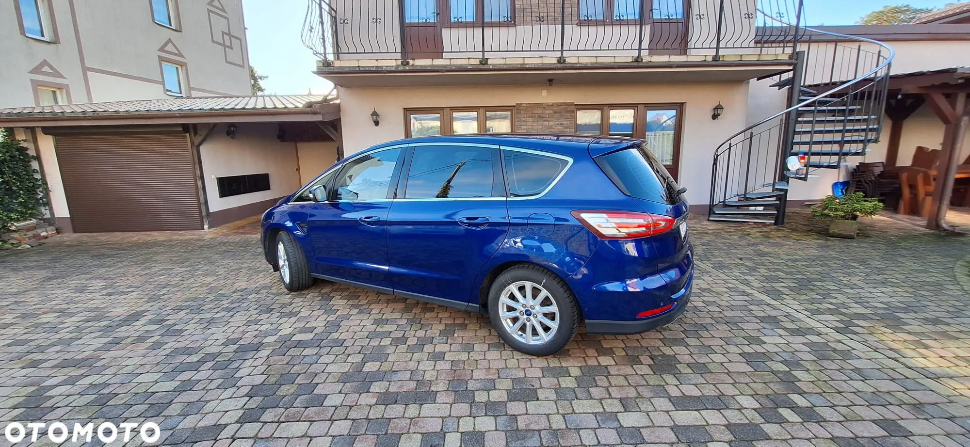 Ford S-Max 2.0 TDCi Titanium PowerShift - 2