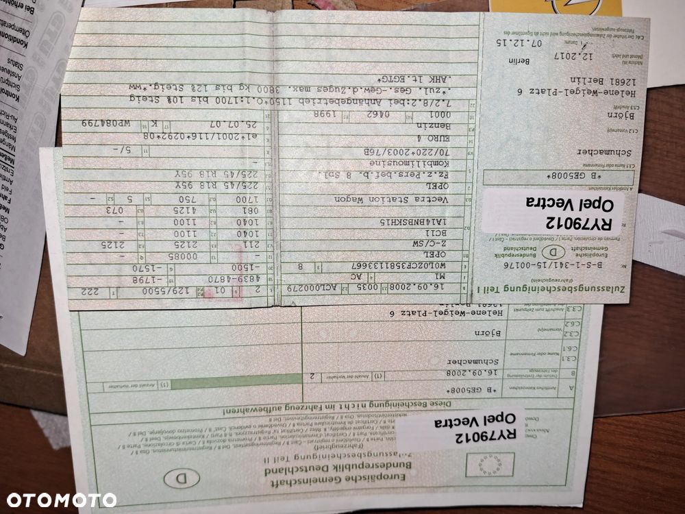 Opel Vectra 2.0 Turbo Cosmo Plus - 25