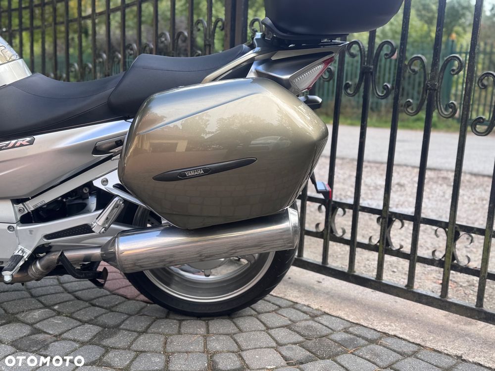 Yamaha FJR - 20