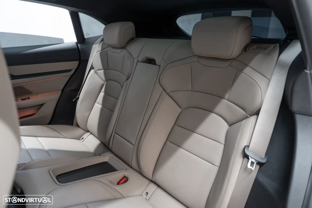 Porsche Taycan Sport Turismo 4S - 60