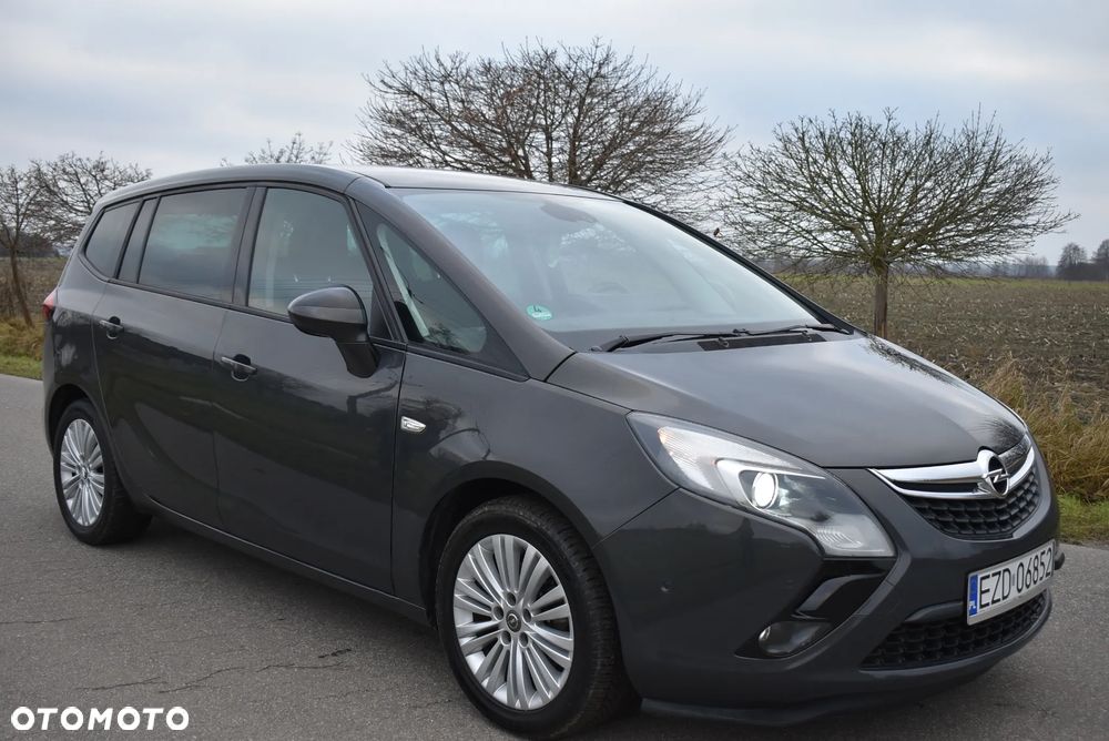 Opel Zafira 1.4 T Cosmo EU6 - 16