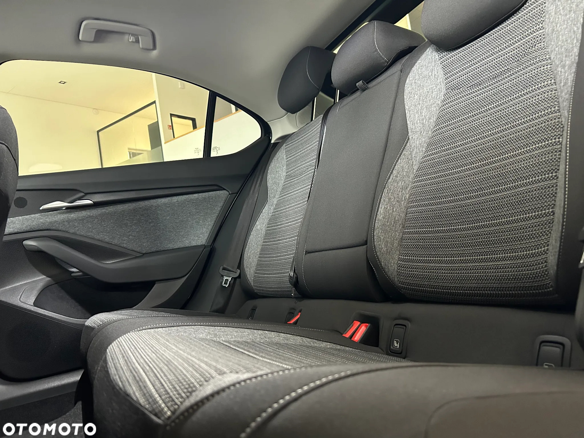 Skoda Octavia 2.0 TDI Selection DSG - 38