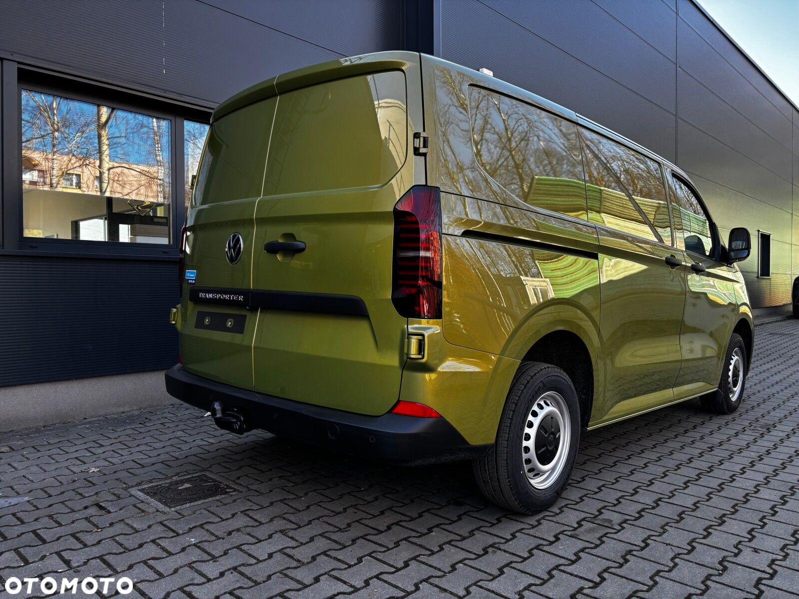 Volkswagen Transporter 2.0 TDI 150 KM 6-bm L1 - 33