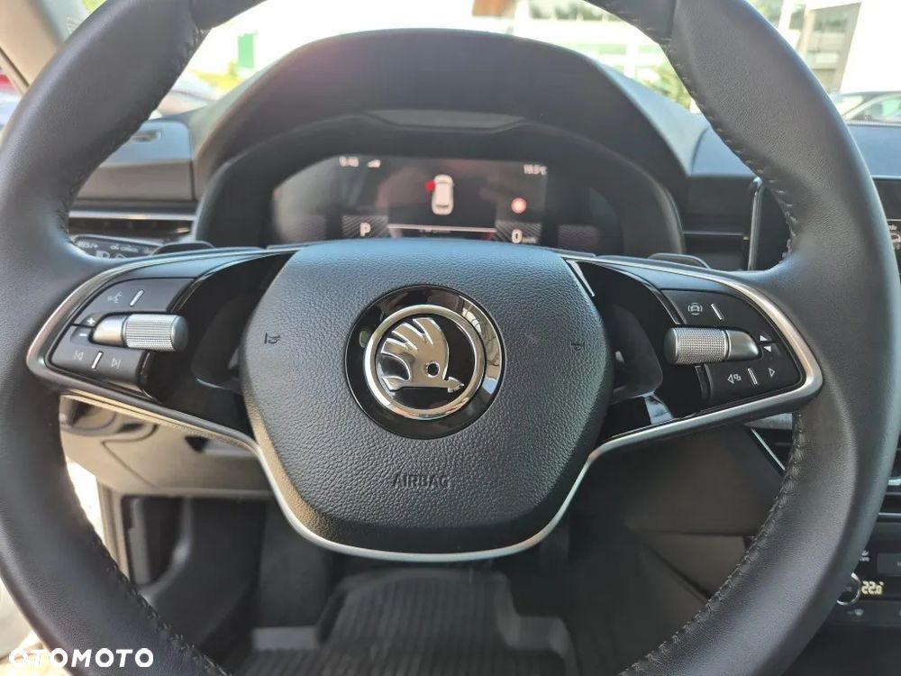Skoda Kamiq 1.0 TSI Selection DSG - 10