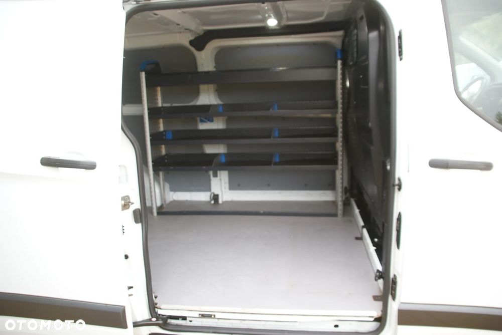 Ford Transit Custom - 17