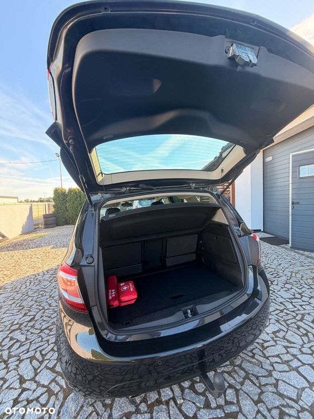 Opel Meriva 1.4 T Cosmo - 14