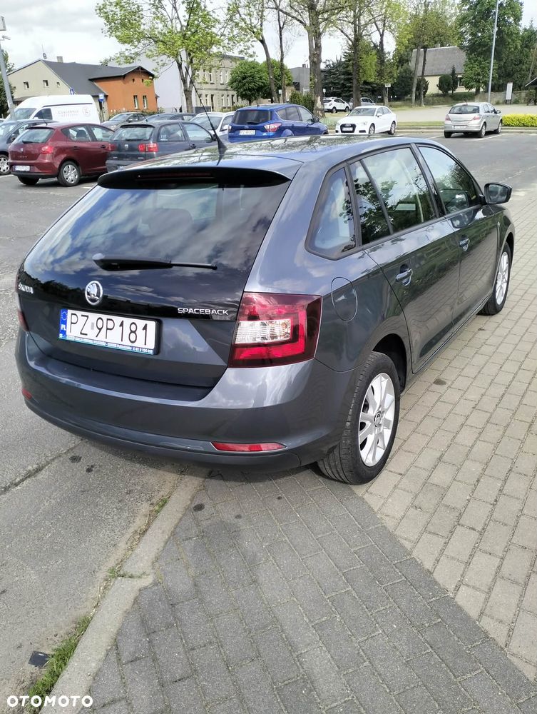 Skoda RAPID 1.2 TSI Ambition - 2