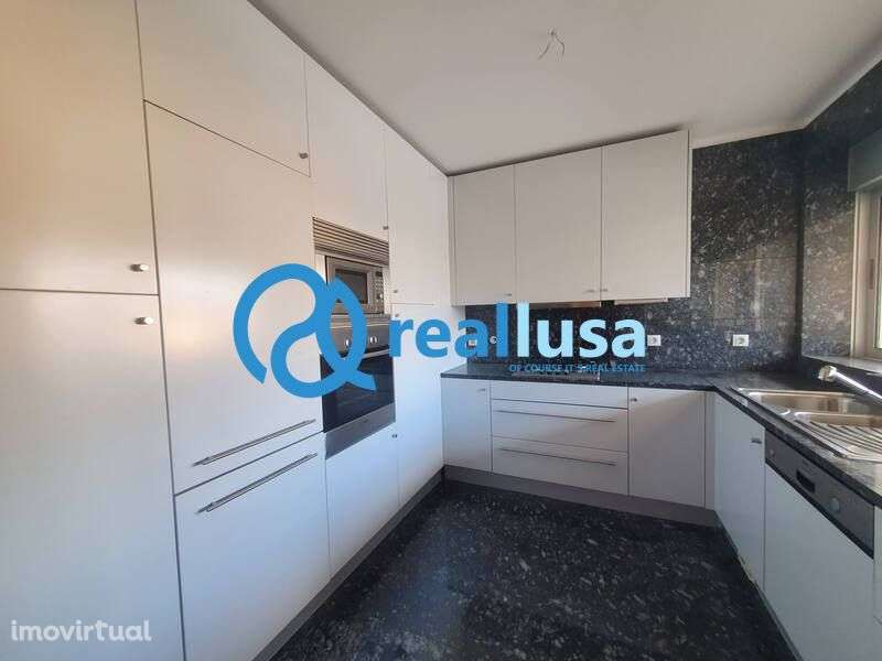 Apartamento T3 Duplex c/ garagem Bonfim Porto - Grande imagem: 4/21