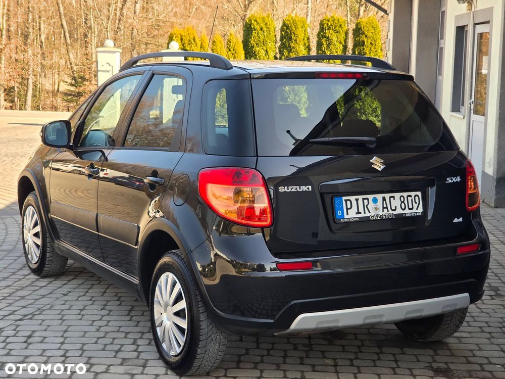 Suzuki SX4 1.6 VVT 4x4 Style - 14