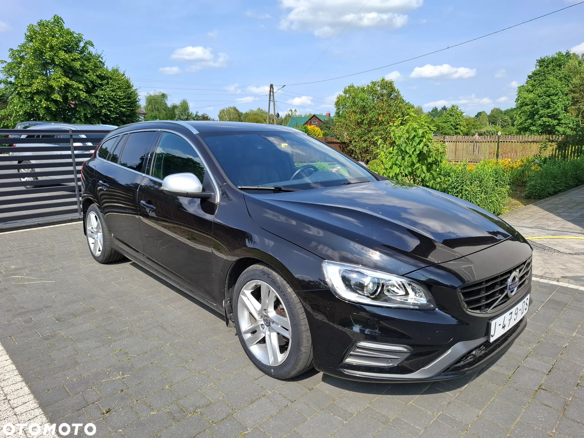 Volvo V60 D4 Drive-E R-Design Momentum - 3