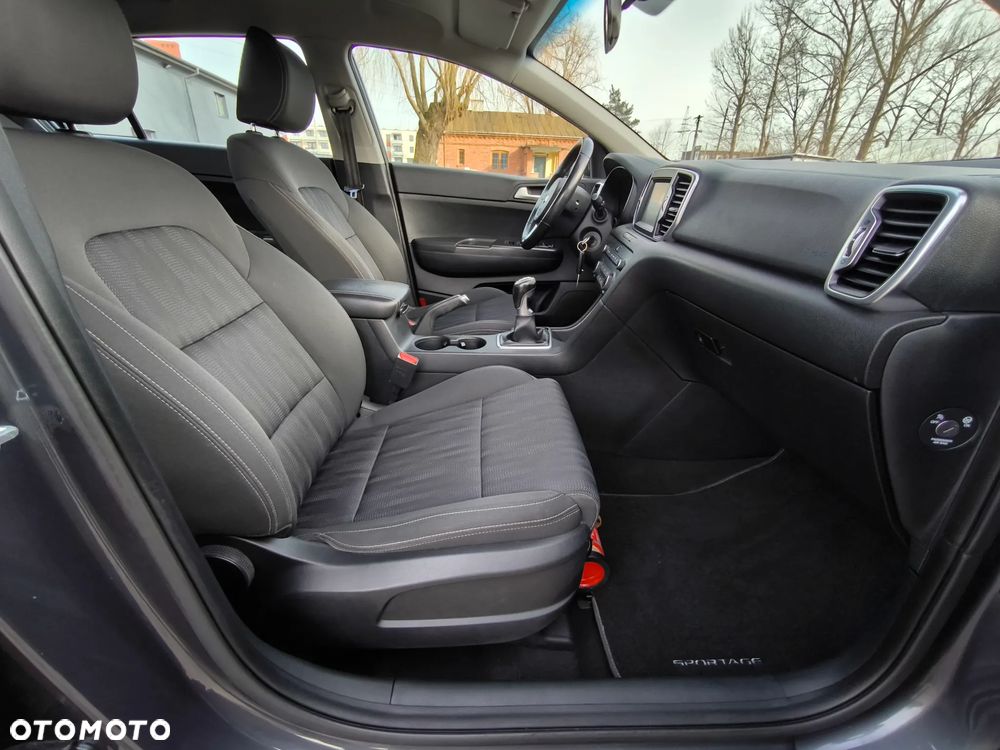 Kia Sportage 1.6 GDI Business Line 2WD - 26