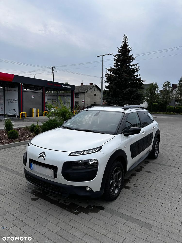 Citroën C4 Cactus 1.2 PureTech Shine EU6 - 2