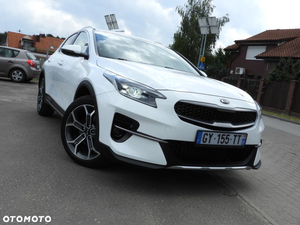Kia XCeed - 13
