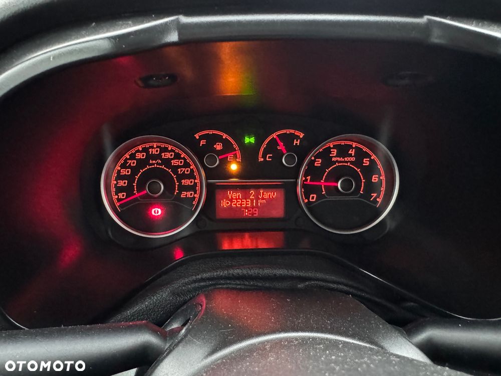 Fiat DOBLO CHODNIA MROŹNIA idealne pod katering ,cukiernie - 16