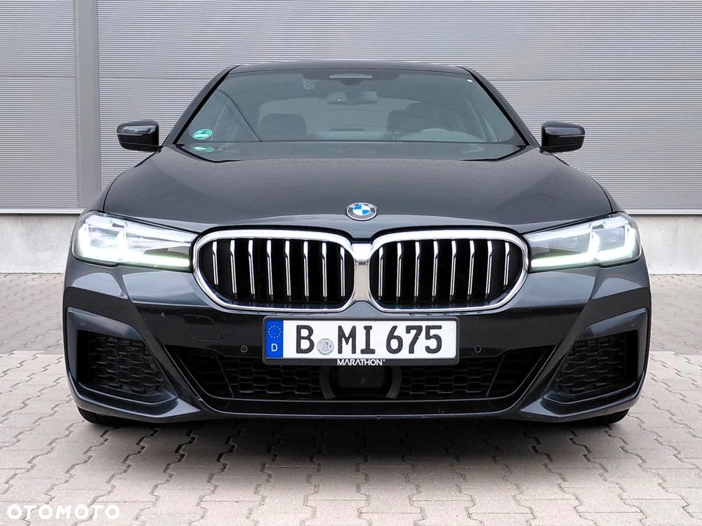 BMW Seria 5 520d M Sport Edition - 4