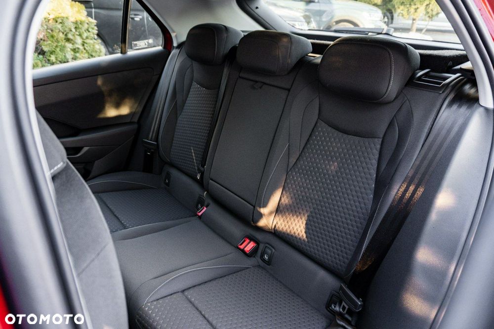 Volkswagen T-Roc - 17