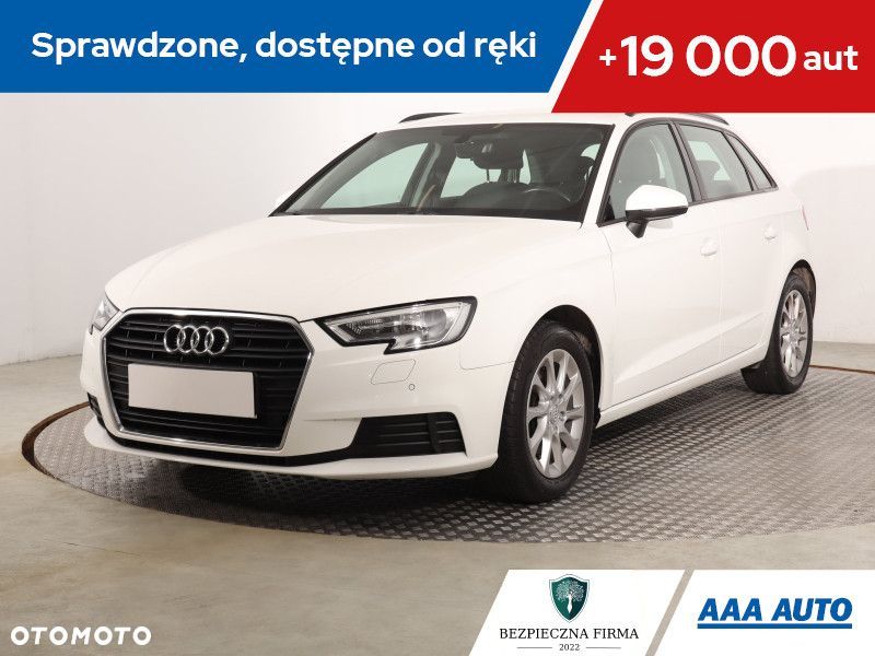 Audi A3 Sportback - 2