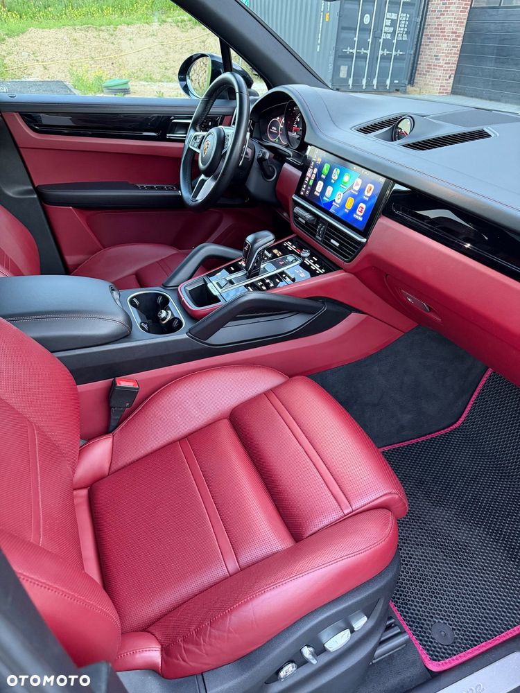 Porsche Cayenne - 15