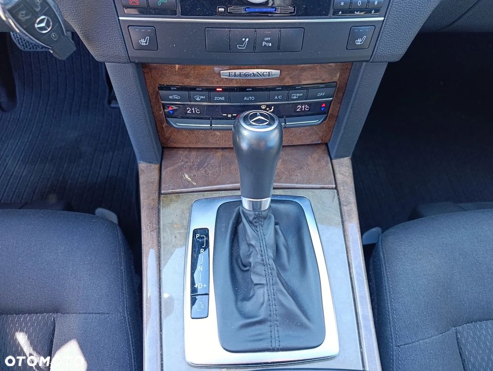 Mercedes-Benz Klasa E 200 Kompressor Automatik Elegance - 23