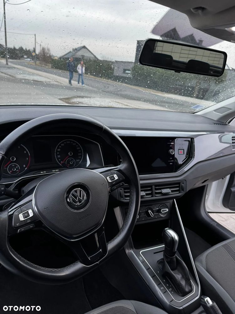 Volkswagen Polo 1.0 TSI DSG Highline - 25