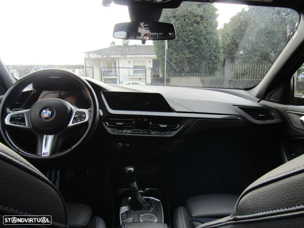 BMW 116 d Pack Desportivo M - 12