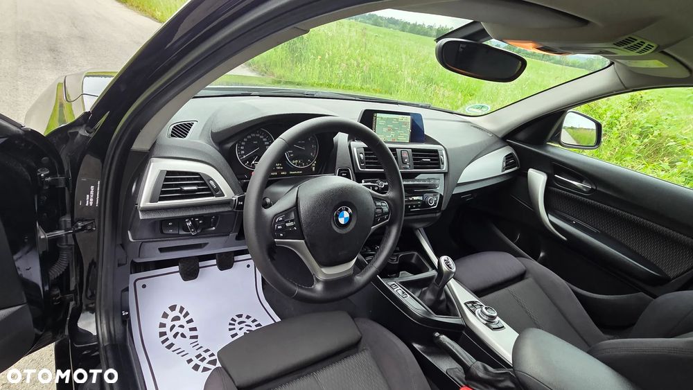 BMW Seria 1 118d Edition Metropolitan - 23