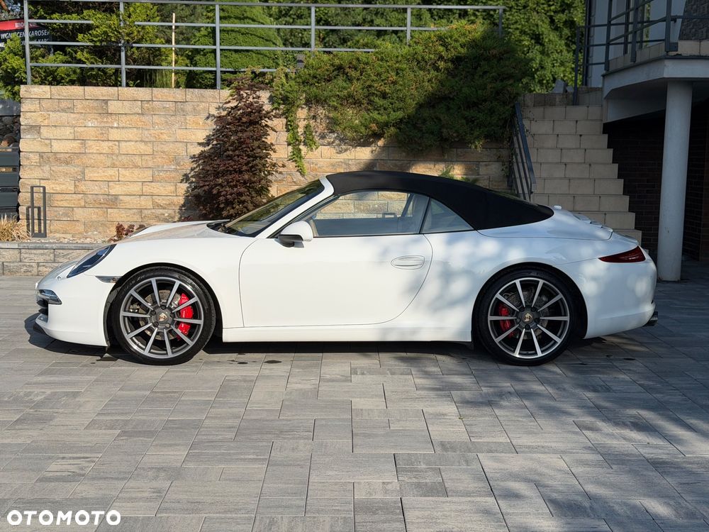 Porsche 911 Carrera S - 4