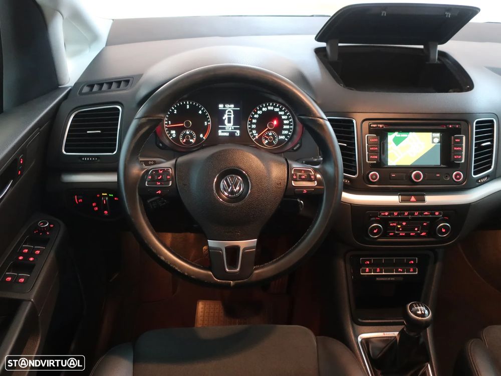 VW Sharan 2.0 TDI Highline 4Motion - 19