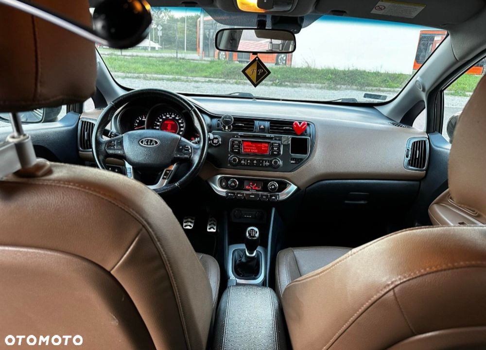 Kia Rio 1.4 crdi M - 5