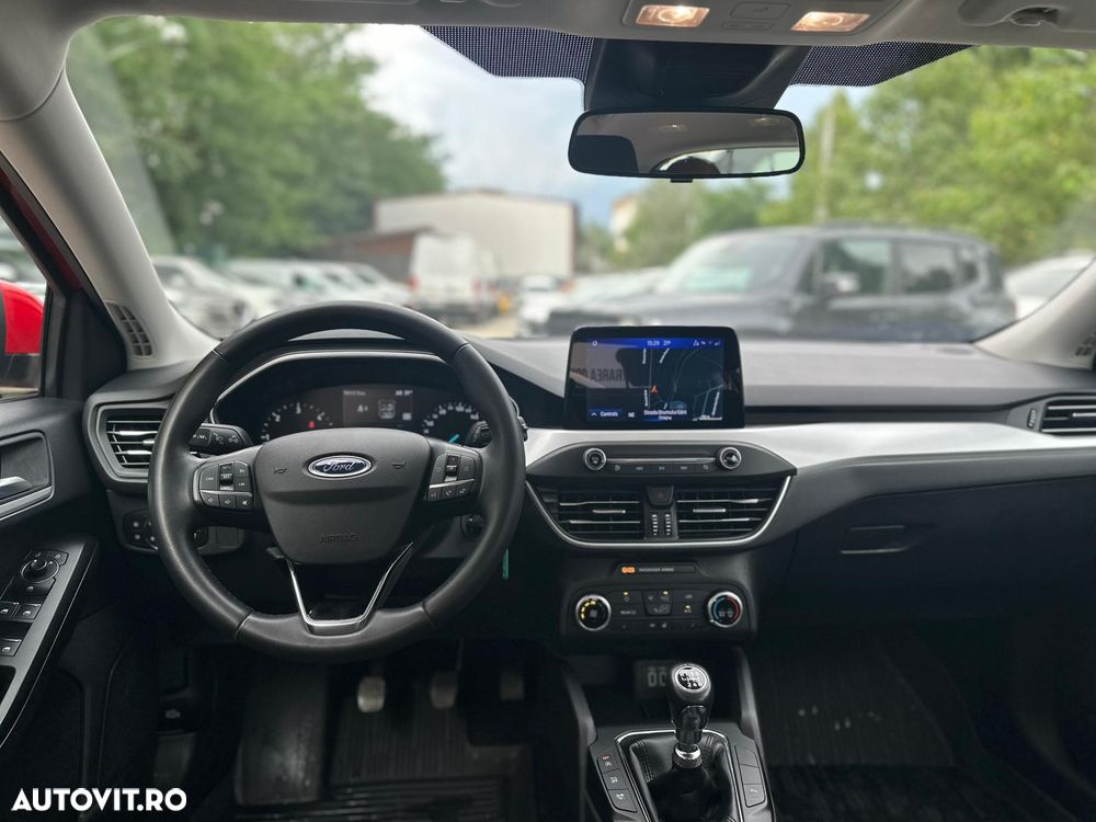 Ford Focus 1.5 EcoBlue Connected - 14