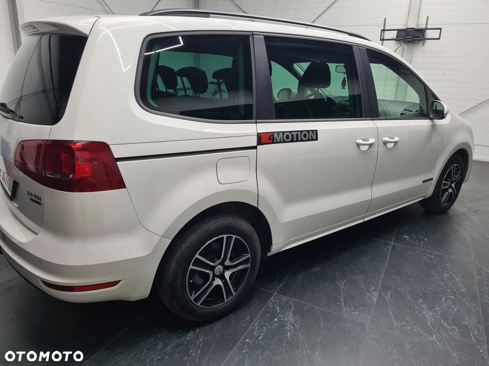 Volkswagen Sharan 2.0 TDI 4MOTION Blue Motion Style - 5