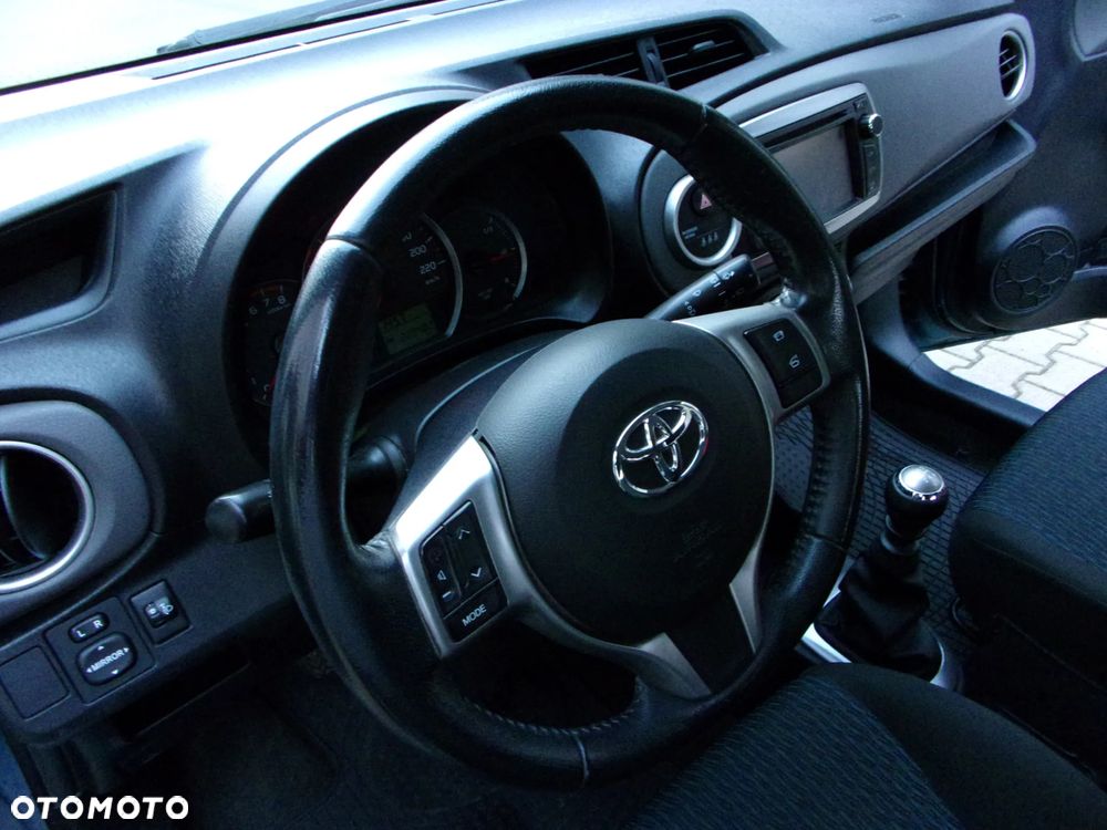 Toyota Yaris 1.33 Dynamic - 14