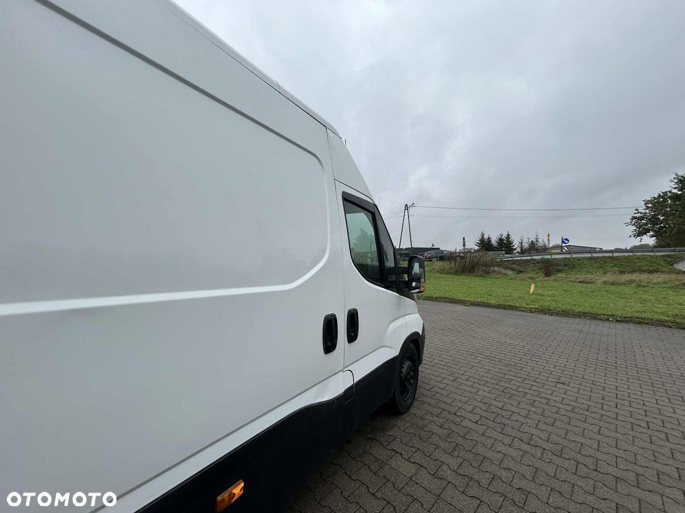 Iveco 35S16 - 27