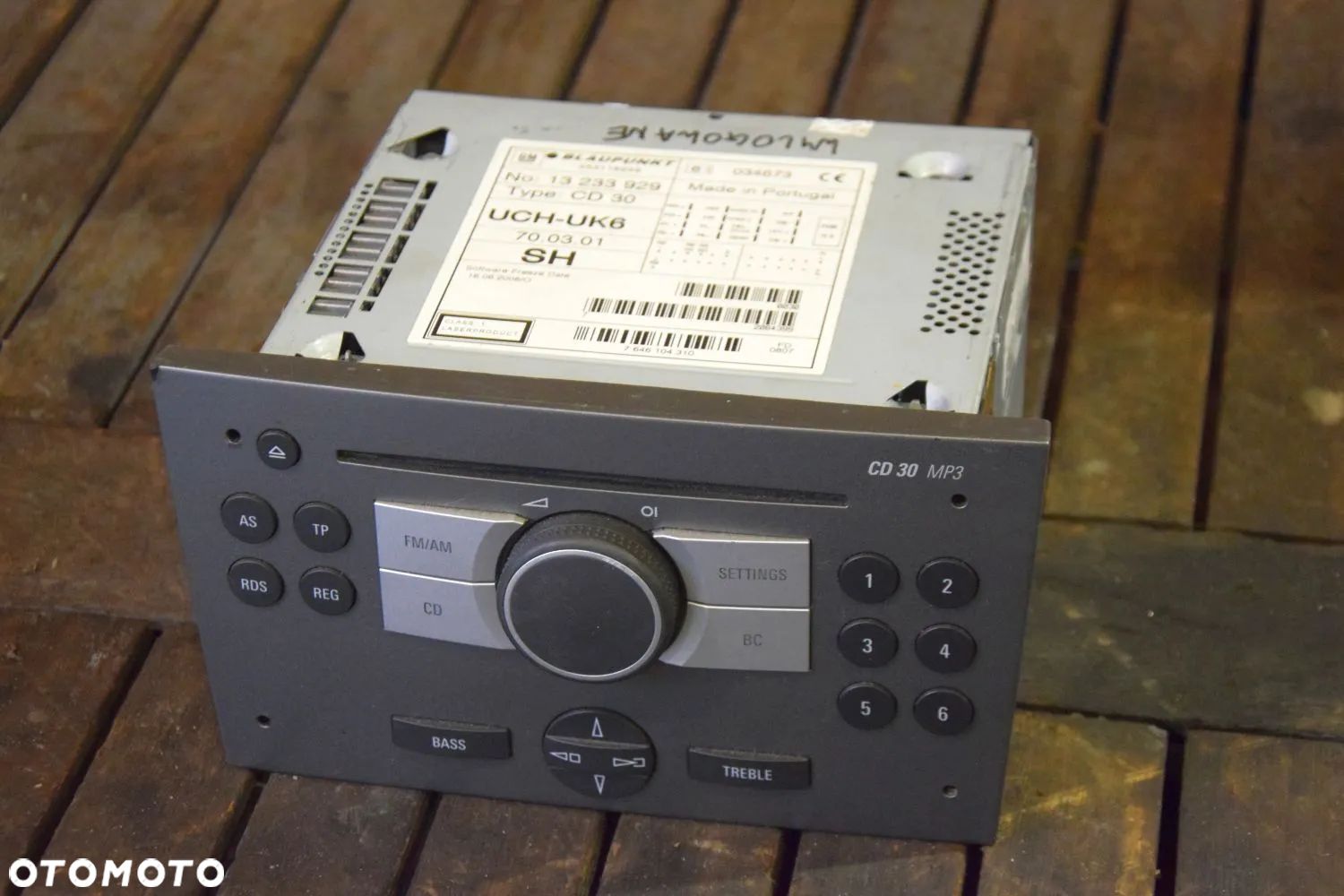 Opel Radio CD30 MP3 Ciemne Wylogowane z KODEM Oryginał 13233929 - 1