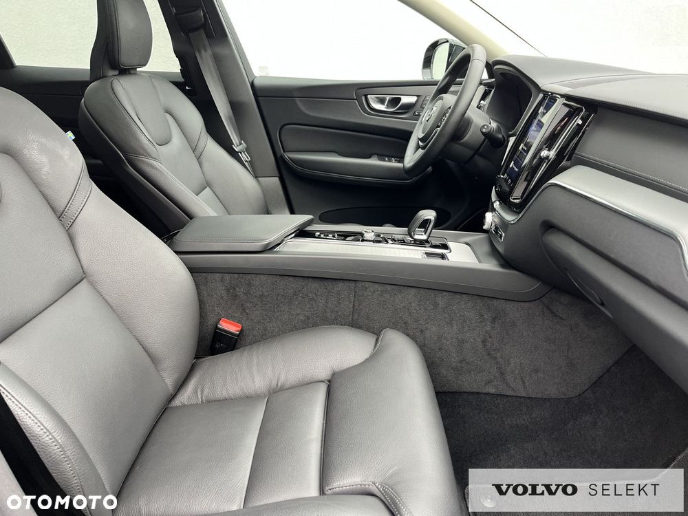 Volvo XC 60 - 35