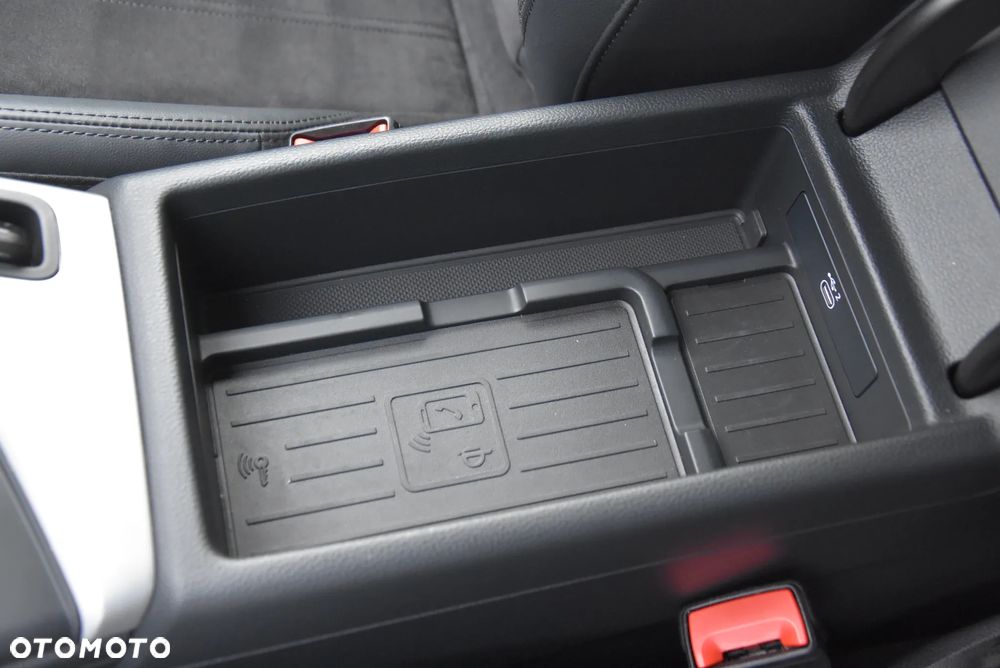 Audi A4 Limousine 35 TDI mHEV S tronic - 36