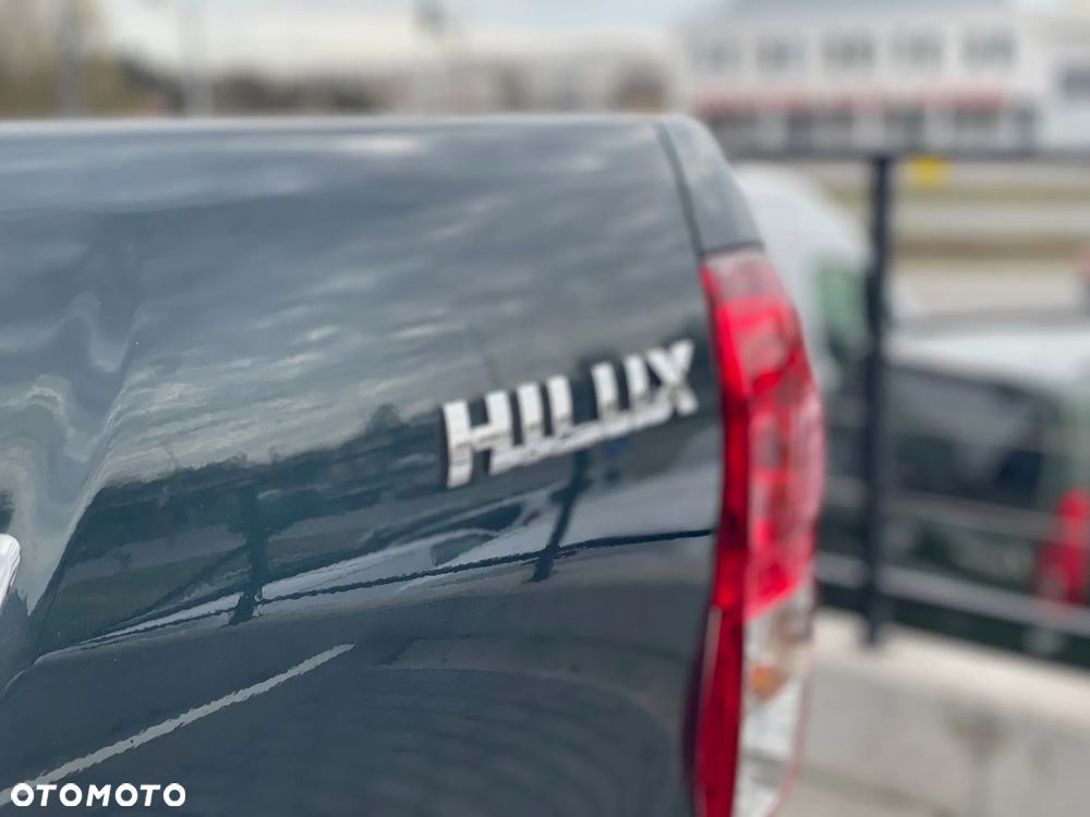 Toyota Hilux 2.8 D-4D Double Cab SR5 4x4 - 15