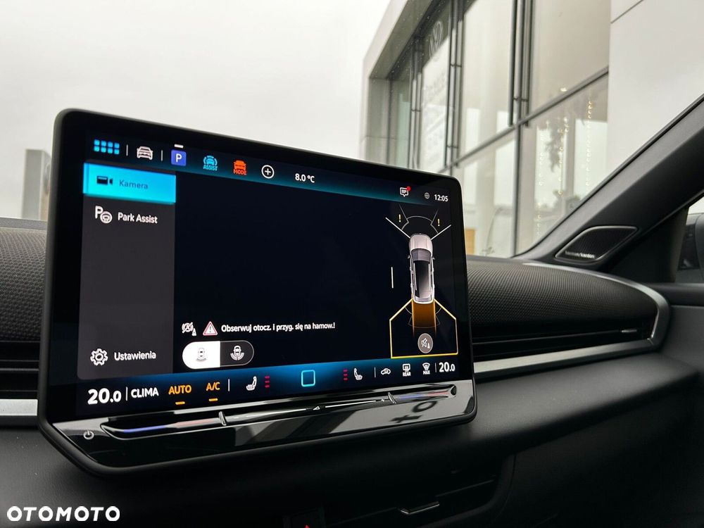 Volkswagen T-Roc - 18