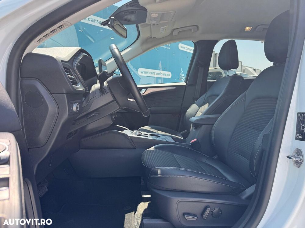 Ford Kuga - 9