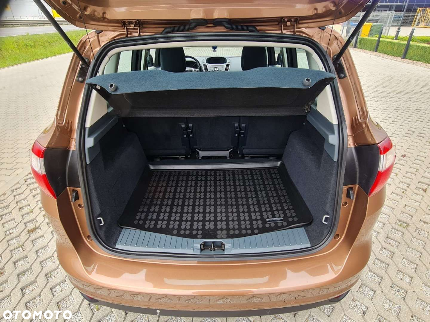 Ford C-MAX - 17